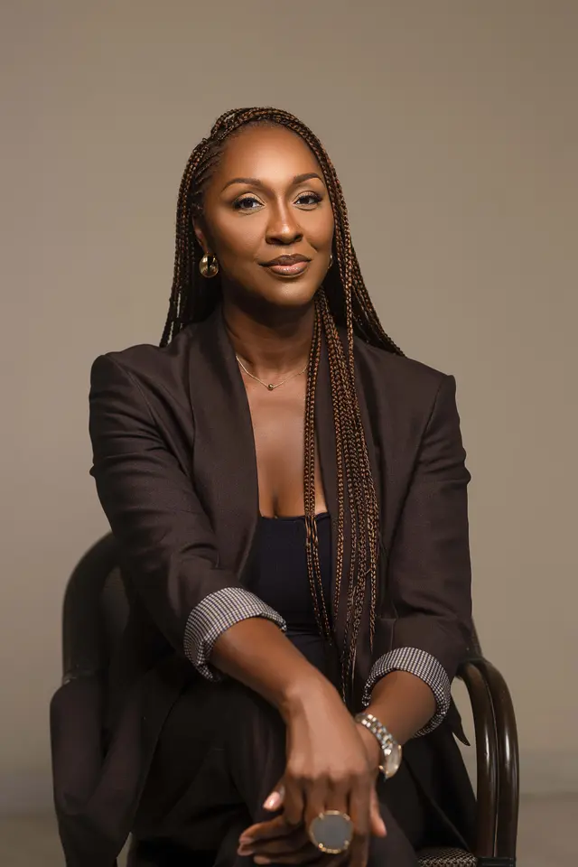 akosua annobil